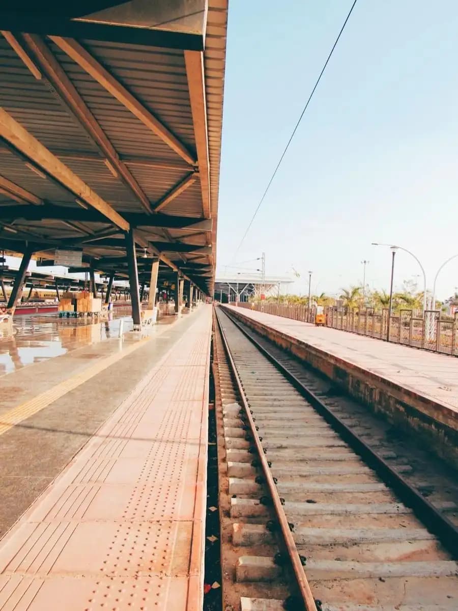 Metro Rail Civil Construction in India — Elevated Viaduct, Stations & Tunnels